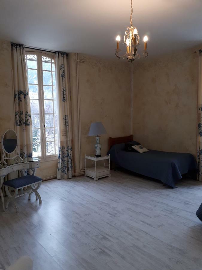 Chambres D'Hotes " Les Cascatelles" 阿克斯莱泰尔姆 外观 照片